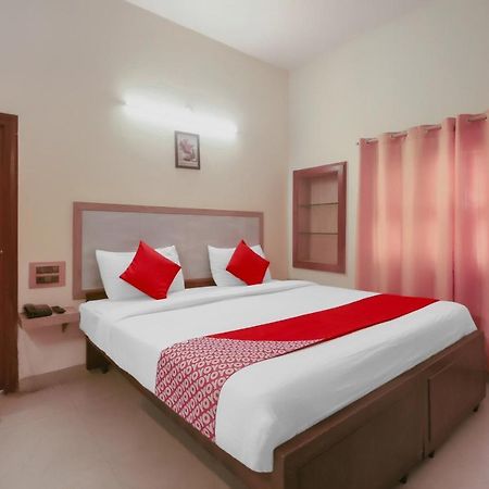 Kaveri Hotel Bed&Breakfast Mysore Exteriör bild