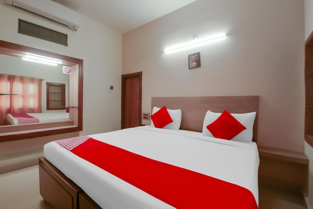 Kaveri Hotel Bed&Breakfast Mysore Exteriör bild