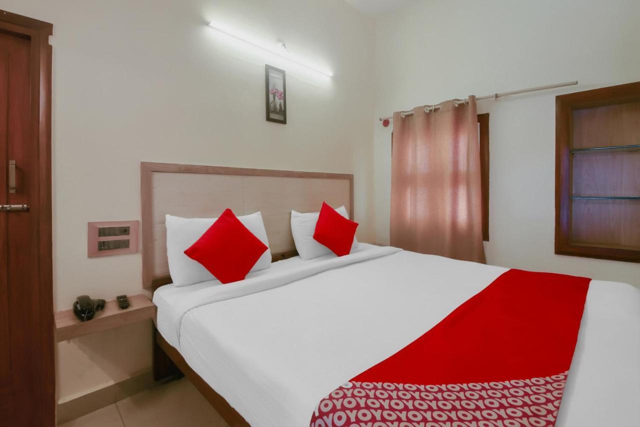 Kaveri Hotel Bed&Breakfast Mysore Exteriör bild