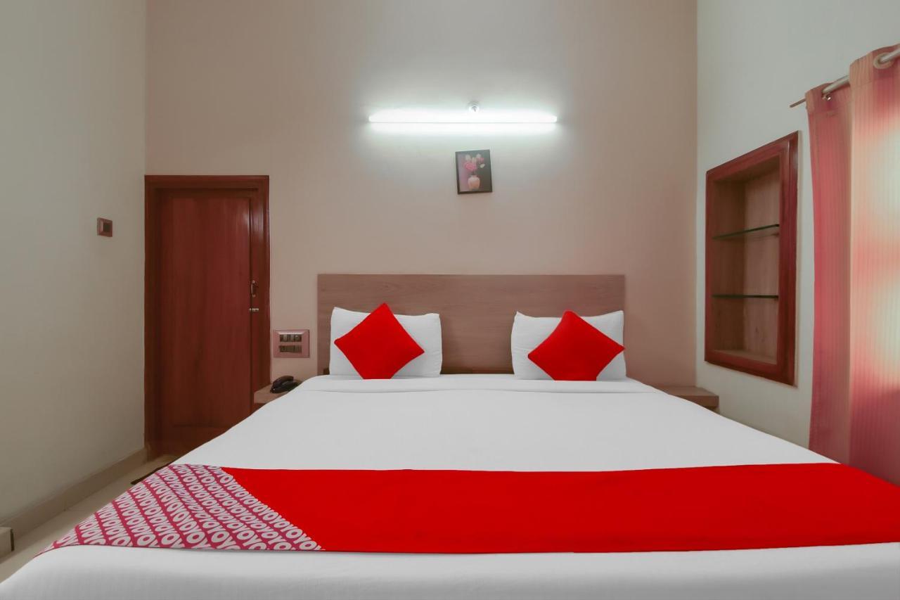 Kaveri Hotel Bed&Breakfast Mysore Exteriör bild
