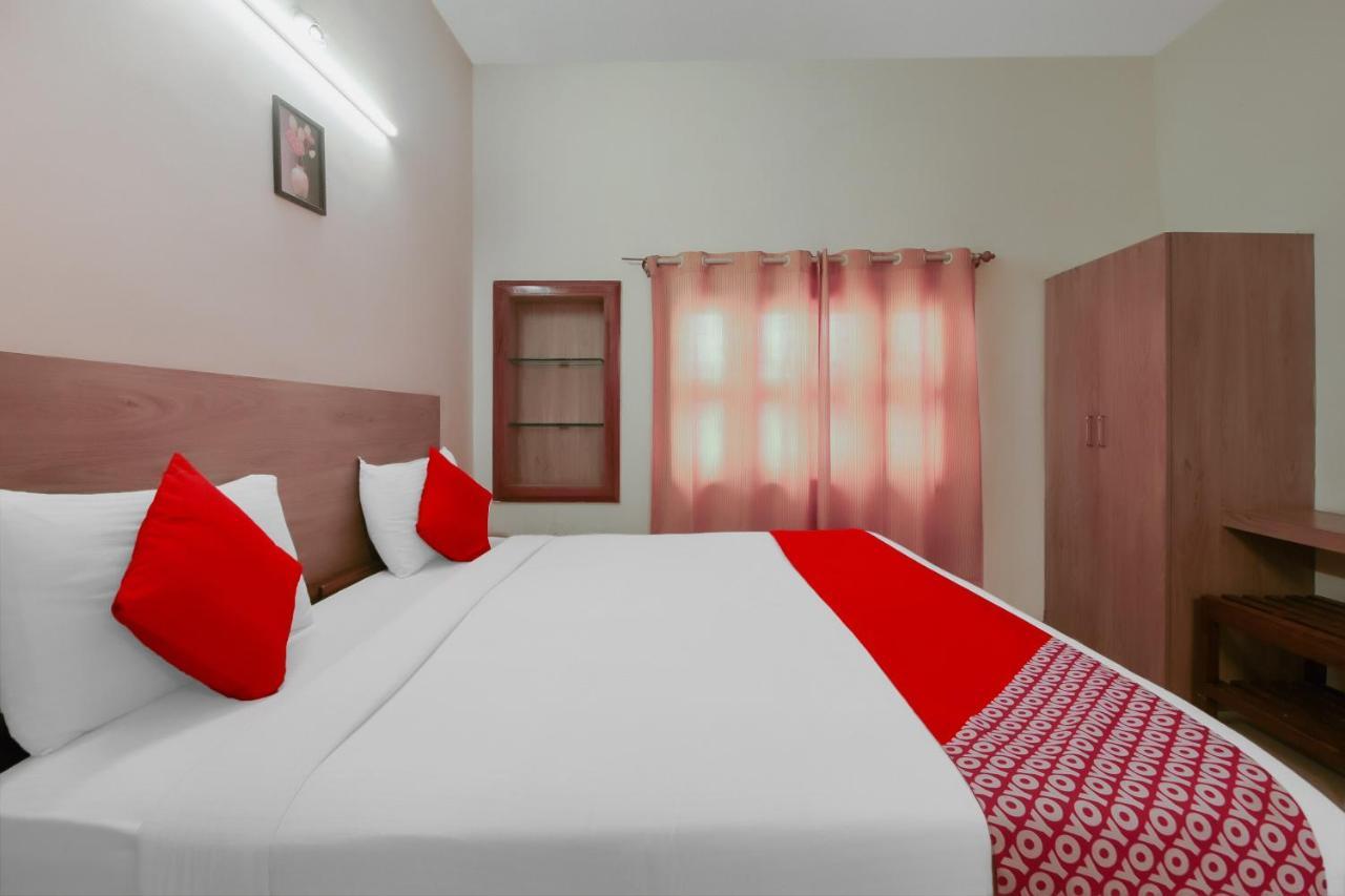 Kaveri Hotel Bed&Breakfast Mysore Exteriör bild