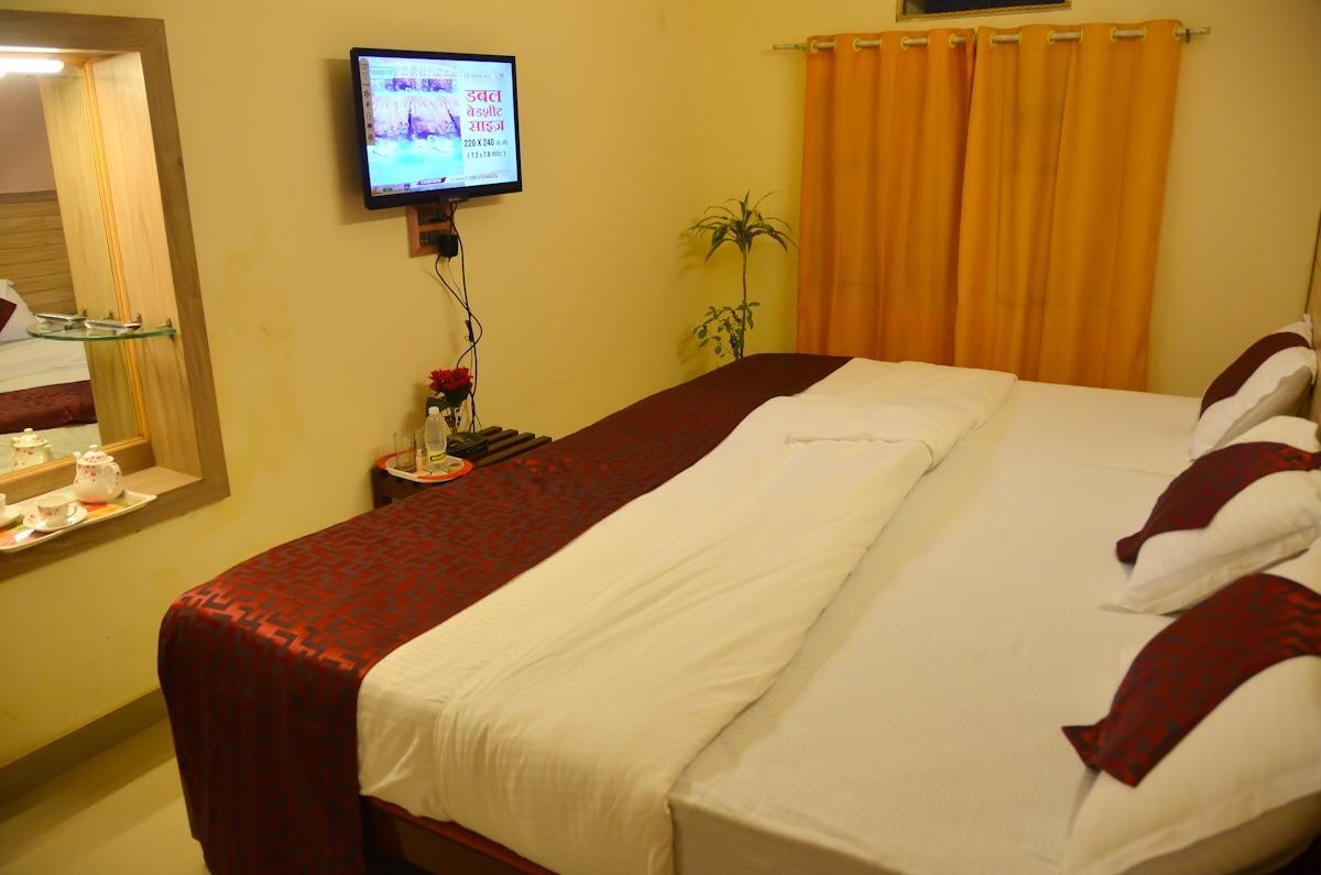 Kaveri Hotel Bed&Breakfast Mysore Exteriör bild