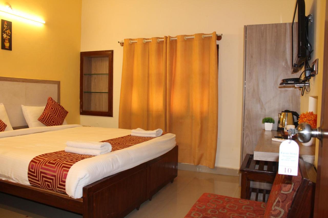 Kaveri Hotel Bed&Breakfast Mysore Exteriör bild
